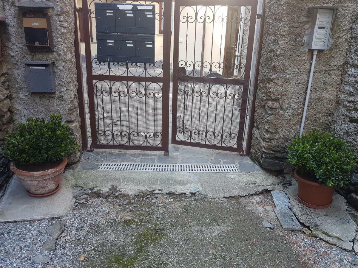 A Casa Di Sole Daire Brovello-Carpugnino Dış mekan fotoğraf